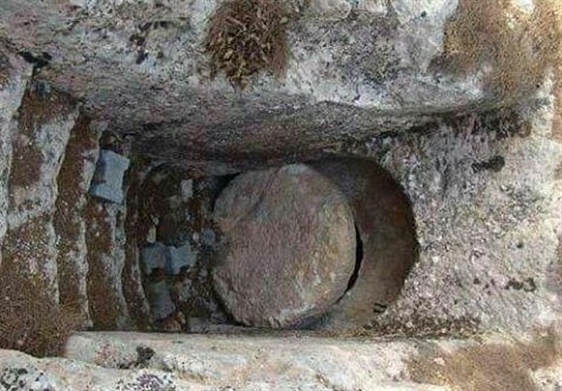 کشف معبد باستانی زیرزمینی در روستای فاروق مرودشت با گنج و دفینه و مجسمه های طلا