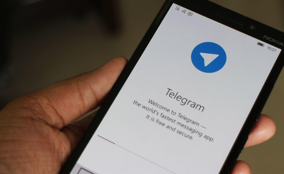 آیا استفاده از تلگرام و فیسبوک و سایر شبکه های اجتماعی مجازی حرام است؟