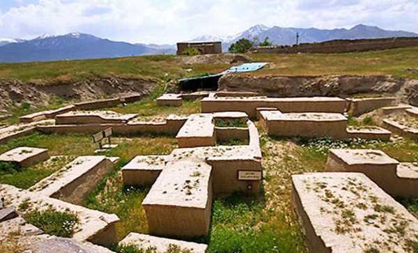 آشنایی با تپه هگمتانه شهر تابستانی هخامنشیان – آثار باستانی کشف شده در هگمتانه