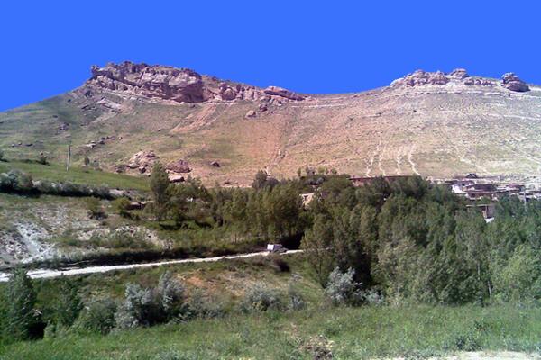 گنج و دفینه های سرزمین ماهنشان – قلعه باستانی و آثار باستانی ماهنشان