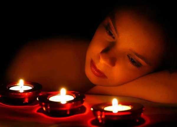 راز شمع در برآورده شدن حاجت ها چیست – روشن کردن شمع هنگام دعا کردن