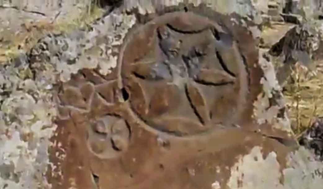 رمزگشایی علامت چرخ گاری در گنج یابی – تفسیر نماد و نشانه چرخ در دفینه یابی