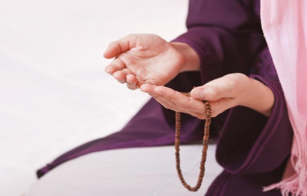 حرز و دعای حضرت فاطمه زهرا (س) برای رفع تب شدید