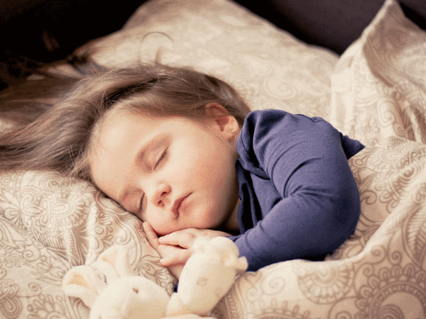 دعای قوی برای خوابیدن طفل و رفع کم خوابی و بی خوابی نوزاد